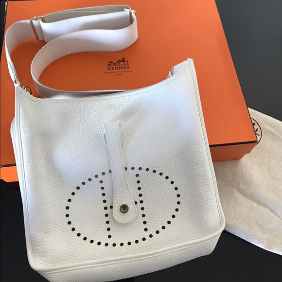 Hermes Evelyn III with adjustable strap!