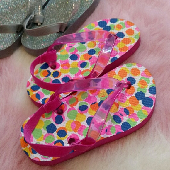2 pair of Flip Flops! - Picture 4 of 4