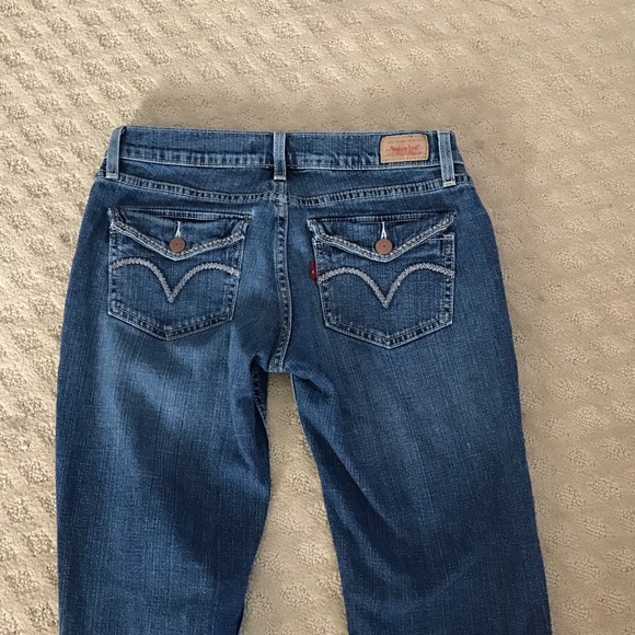 Levi Jeans - Picture 3 of 3