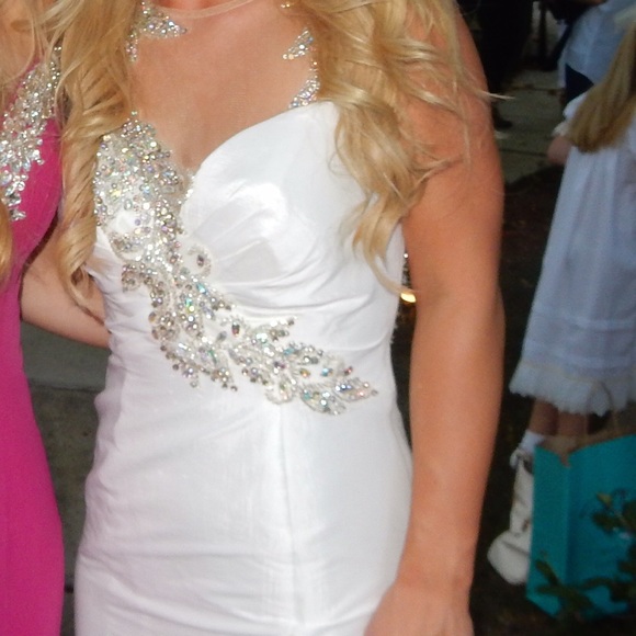 Dress on the right is for sale worn once!! - Picture 2 of 3