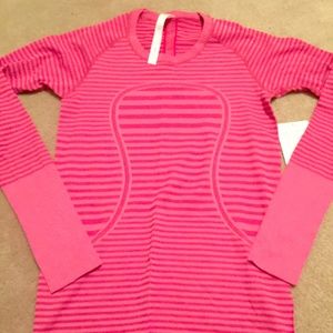 BRAND NEW! Lululemon Long Sleeve! Size 8!