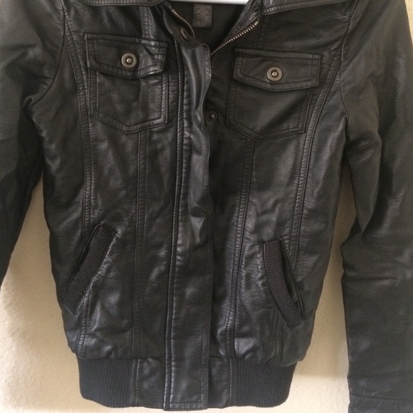 Leather Jacket - Picture 3 of 4