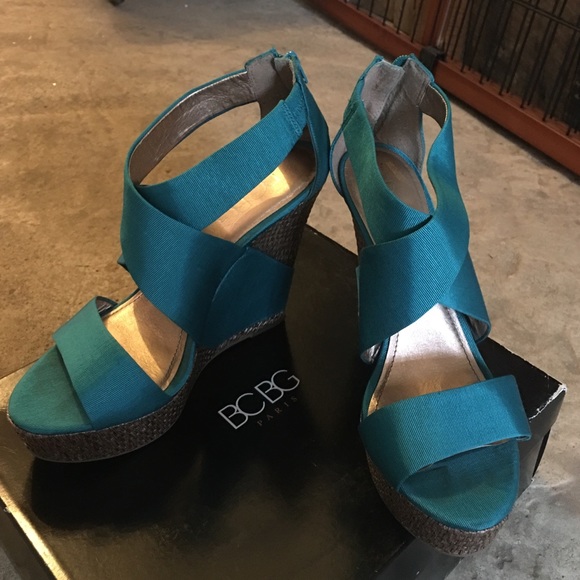 BCBG Paris Runway Peacock Rando wedge