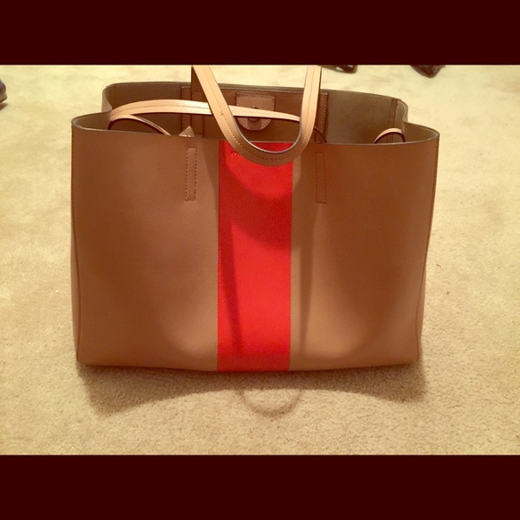 Gently used Banana Republic Tote- tan w/ orange!