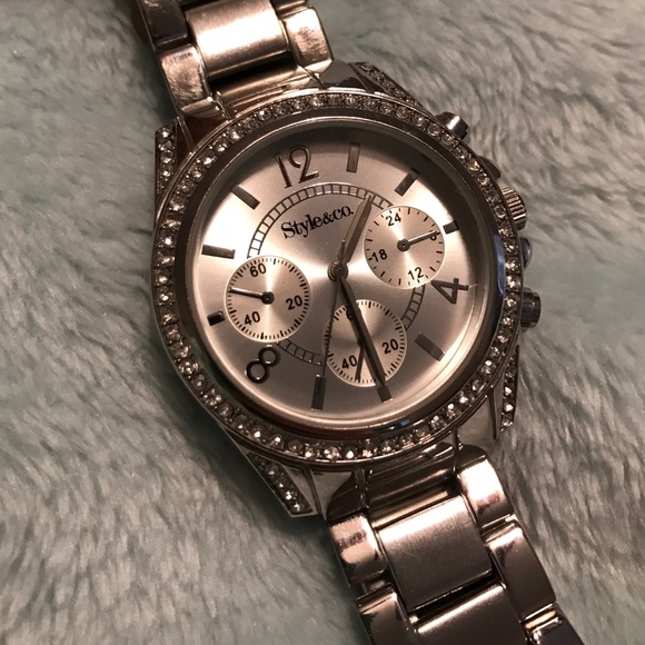 Watch - Picture 3 of 3