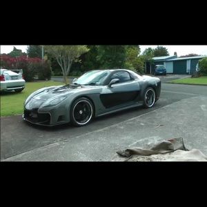 Meet your Posher, Zerin