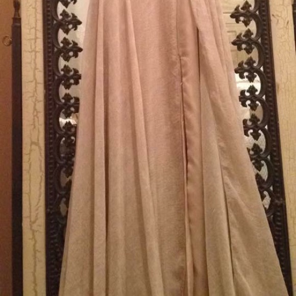 Long Champagne Formal dress with slit. NEW - Picture 2 of 2