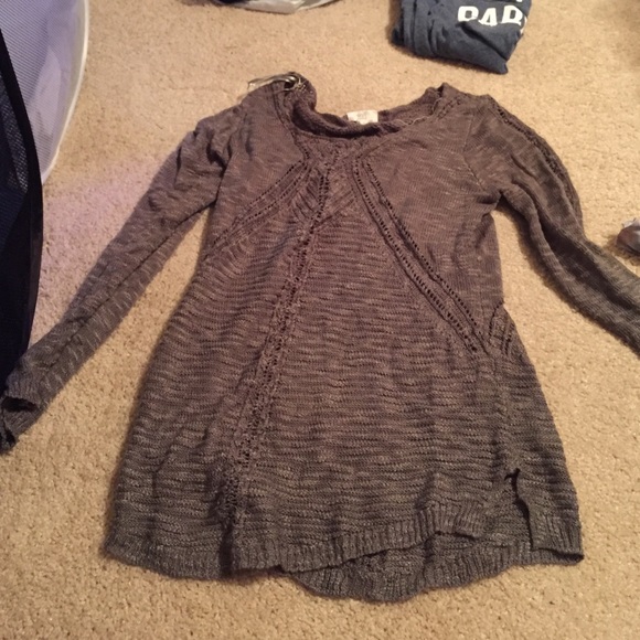 Sweater - Picture 1 of 1