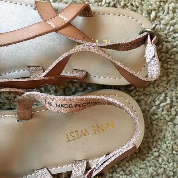 Nine West Strappy Sandals - Never Worn - Picture 2 of 3