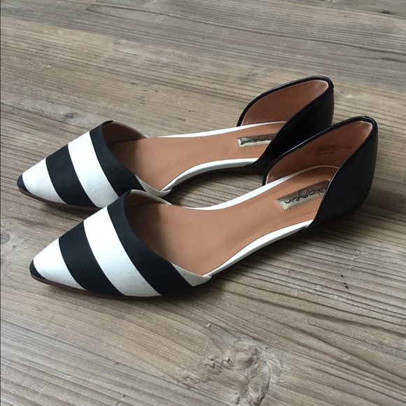Halogen striped pointed flats size 7.5