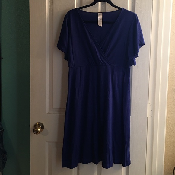 Blue dress - Picture 1 of 4