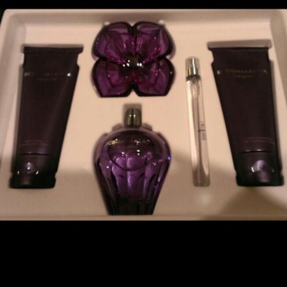 bcbg max azria perfume bon genre