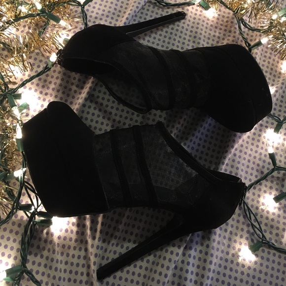 Heels👠 - Picture 2 of 2
