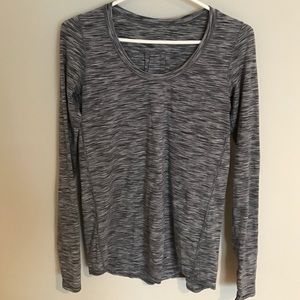 Lululemon Scoop Neck Long Sleeve Top, Size 4