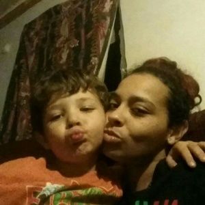 Meet your Posher, Monique