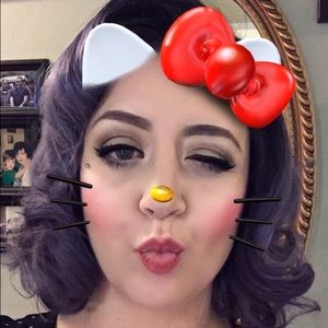 Meet your Posher, Karissa