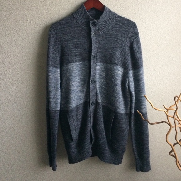✨Men's Banana Republic Cardigan✨