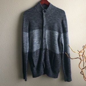 ✨Men's Banana Republic Cardigan✨