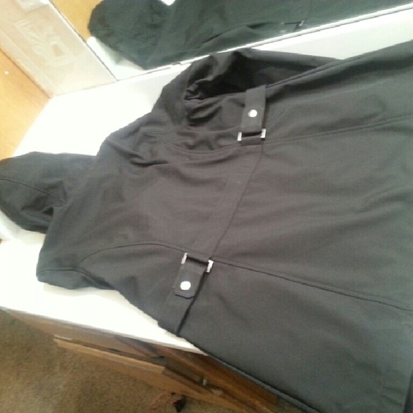 Coat - Picture 2 of 2