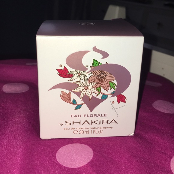 Eau Florale by Shakira Perfume 1 oz