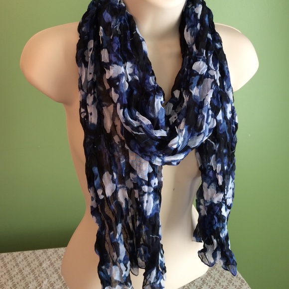 Scarf Bundle - Picture 2 of 4