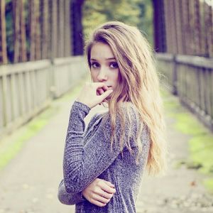 Meet your Posher, Charlotte