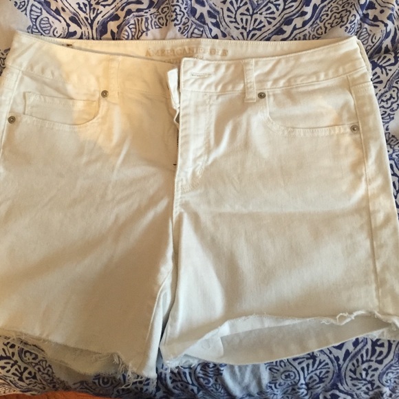 White American eagle denim shorts