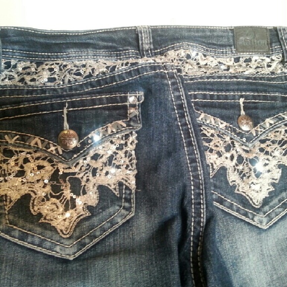 Boot cut jeans