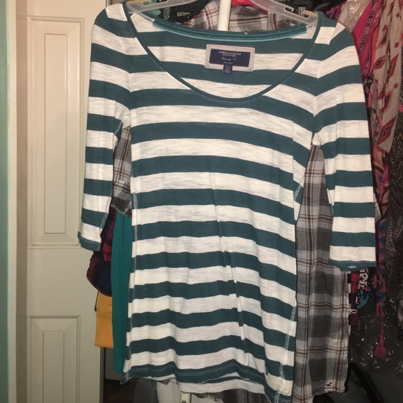 American Eagle top