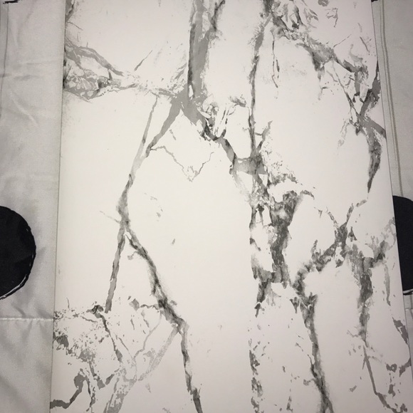 MACBOOK PRO MARBLE CASE - Picture 2 of 3