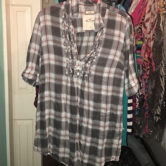 Hollister shirt