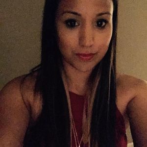 Meet your Posher, Becky