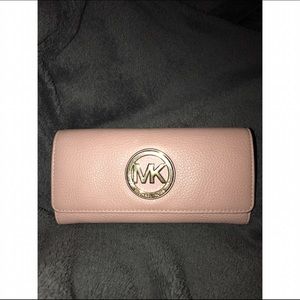 Micheal Kors Wallet
