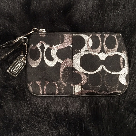 ‼️CHEAPEST IN COACH‼️COACH Black Wristlet