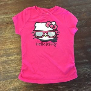 Hello Kitty T-shirt EUC