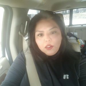 Meet your Posher, Annie