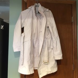 Gently used The Northface Raincoat!