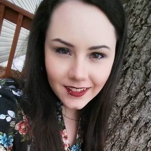 Meet your Posher, Kendra