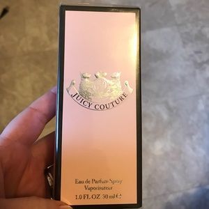 Juicy couture perfume