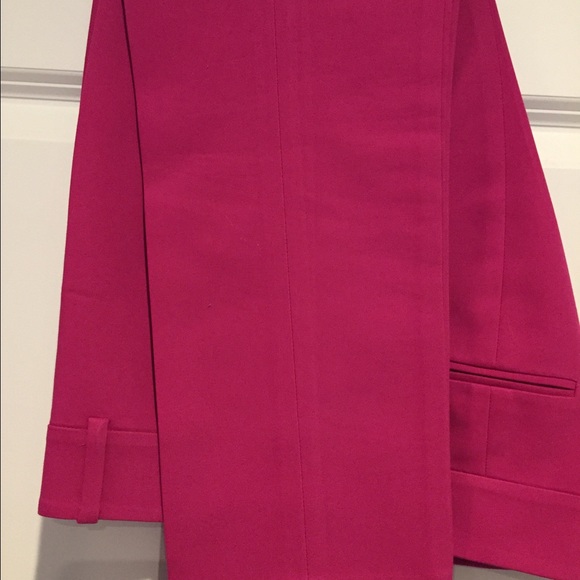 Spring Suit - Picture 3 of 4