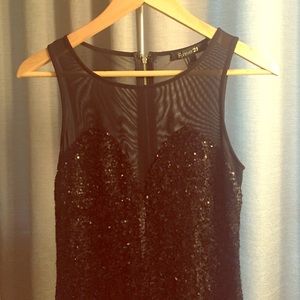 Sequence fitted dress