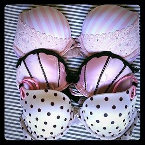 VICTORIA'S SECRET bras all size 32C