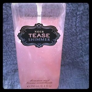 Victoria's secrect shimmer spray