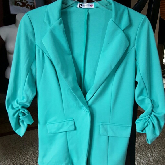 Body Central fitted blazer