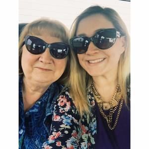 Meet your Posher, Alexis