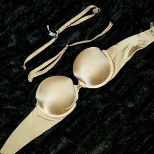 Two pushup aerie bras