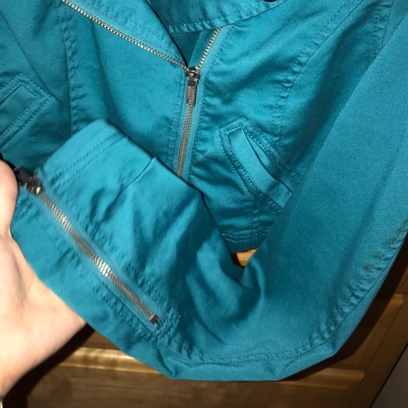 Motto jacket - Picture 3 of 3