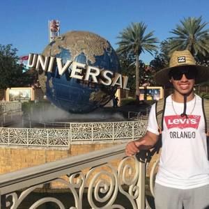 Meet your Posher, Brandon