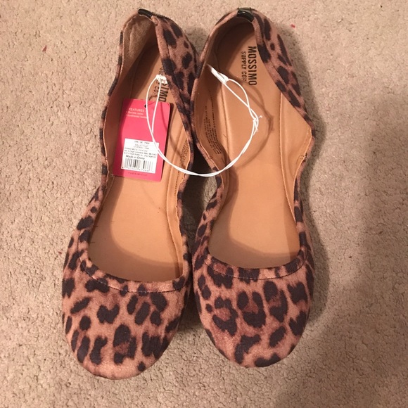 Mossimo leopard print ballet flats
