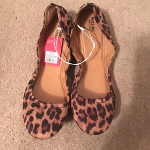 Mossimo leopard print ballet flats